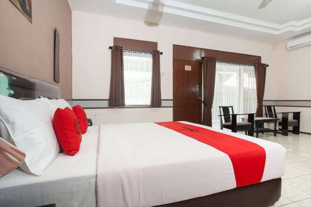 Reddoorz Near Balai Kota Malang Hotel Exterior foto